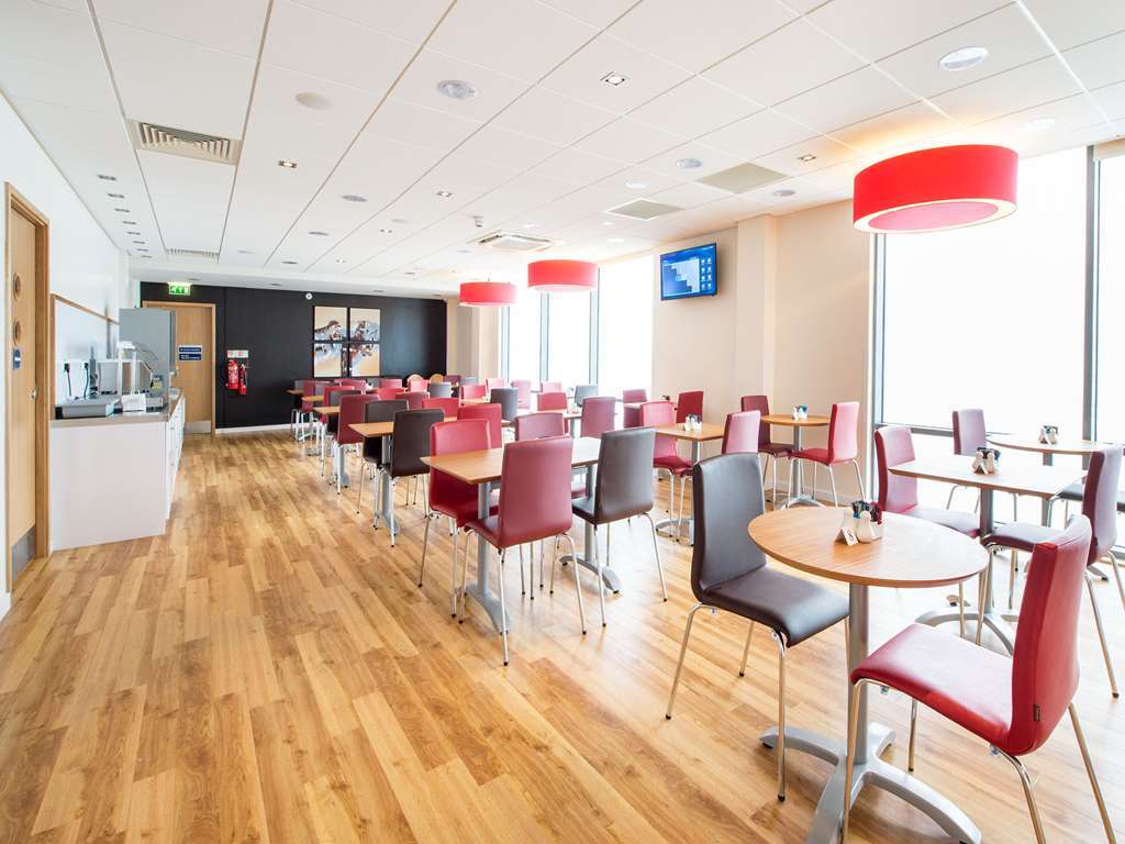 Travelodge London Greenwich High Road Ресторан фото