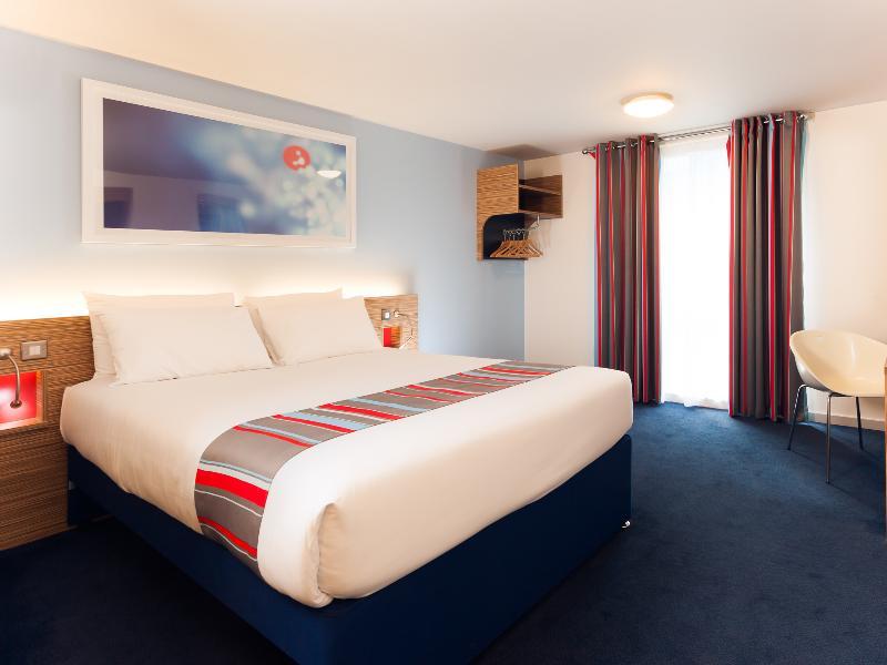 Travelodge London Greenwich High Road Экстерьер фото